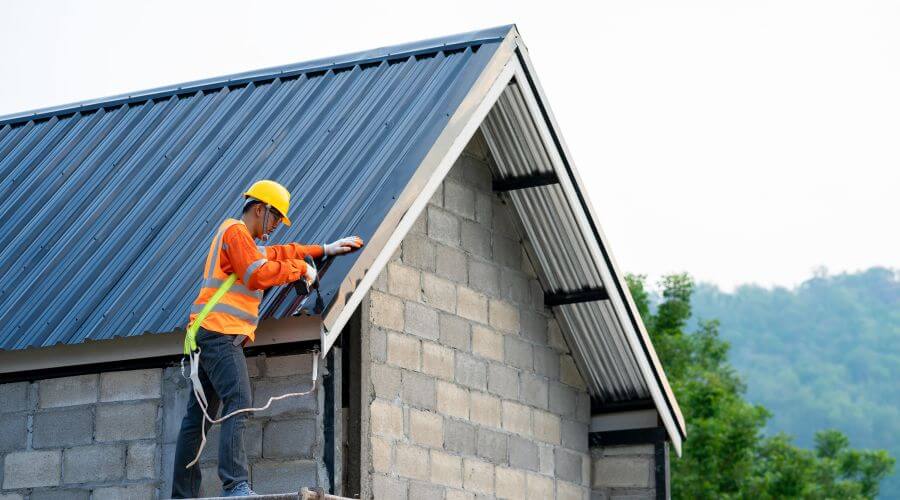 Professional residential roofers in Coy, AL